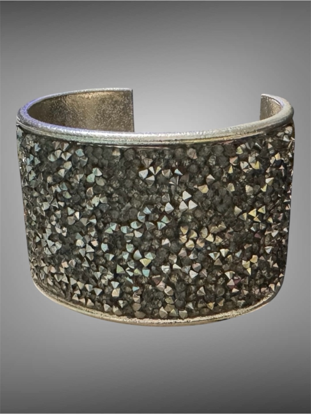 PAPARAZZI STELLAR RADIANCE CUFF - Picture 8 of 10